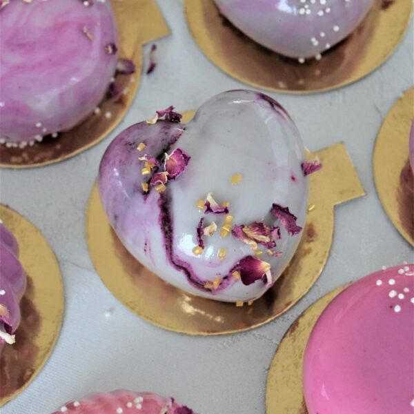 Round Patisserie Base Card with Tab with Heart shaped pink & purple marble cakes