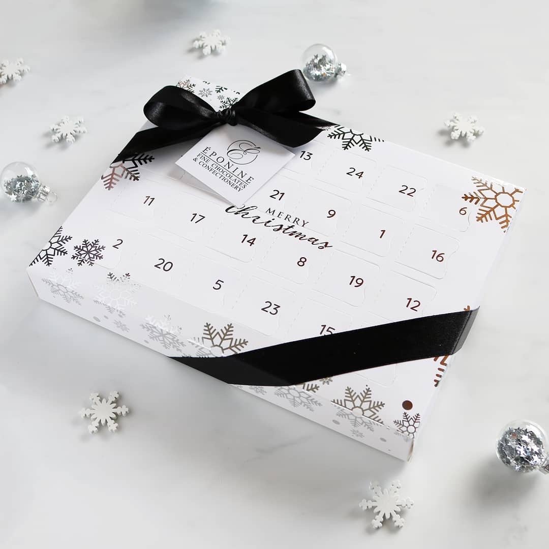24 Day Classic Advent Calendars Silver Snowflake
